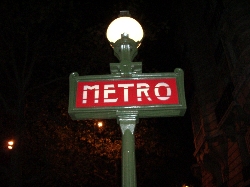 Metro di Parigi